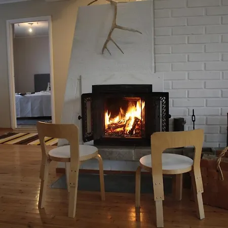 Cozy & Authentic Summerhouse By The River * Ροβανιέμι