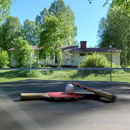 Cozy Summerhouse By The River With Free Bikes And Ping Pong