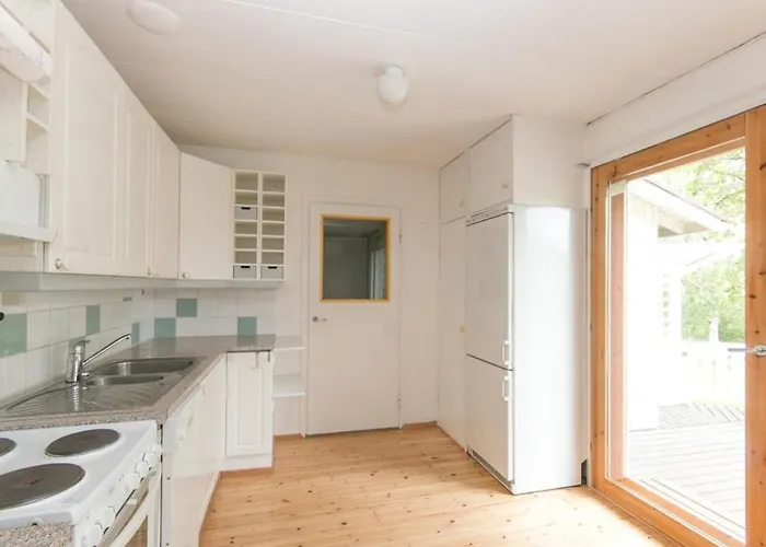 Σπίτι διακοπών Cozy & Authentic Summerhouse By The River