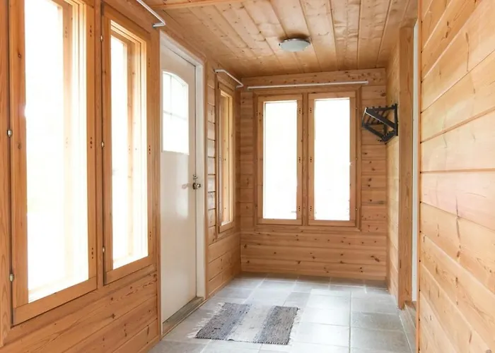 Σπίτι διακοπών Cozy & Authentic Summerhouse By The River *